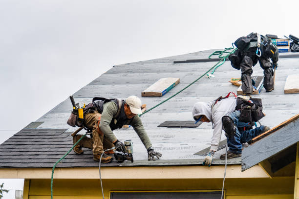Professional Gutter Installation technician working in Napa, CA